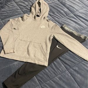 Nike Girls Outfit Size Large